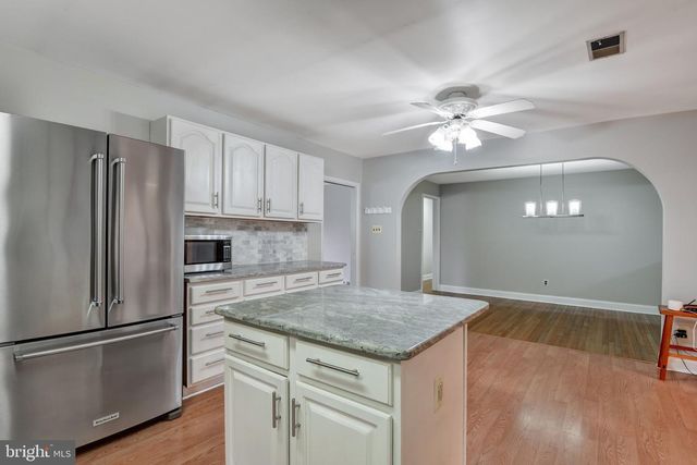 8909 HILL PL, Manassas, VA 20110