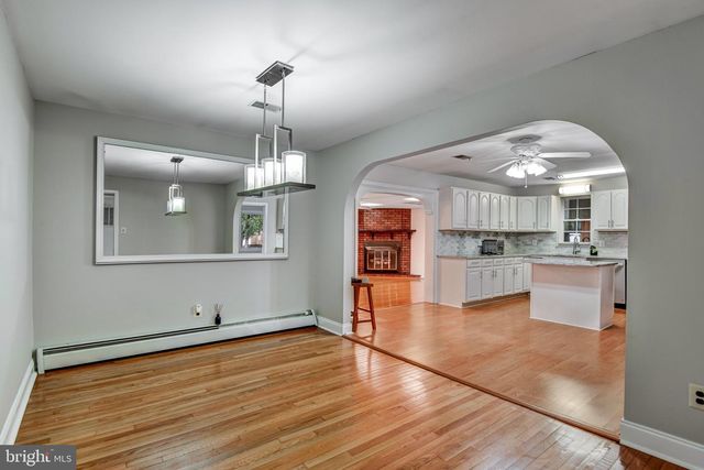 8909 HILL PL, Manassas, VA 20110