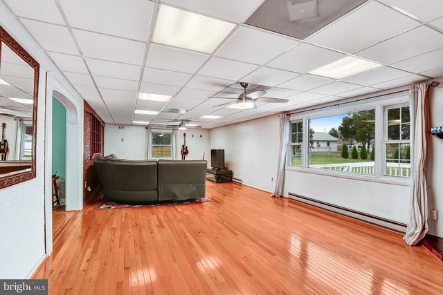 8909 HILL PL, Manassas, VA 20110