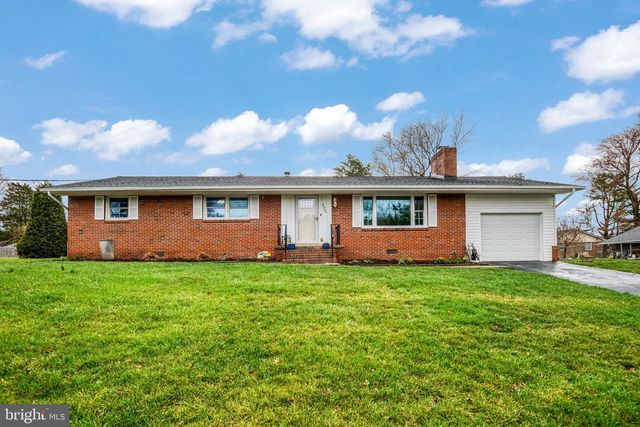 8909 HILL PL, Manassas, VA 20110