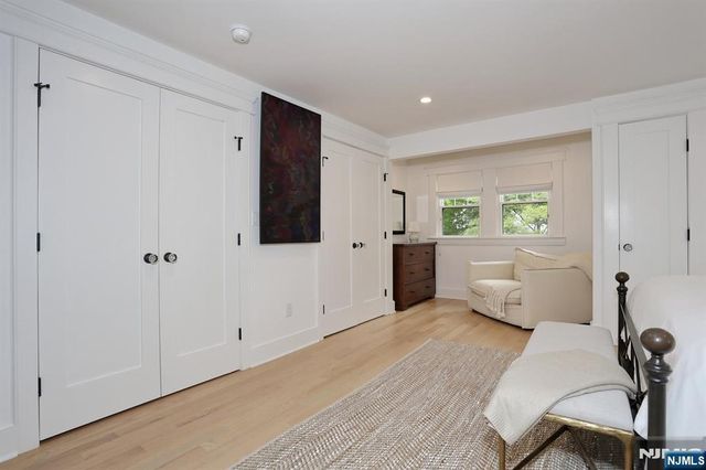 425 Wastena Terrace, Ridgewood, NJ 07450
