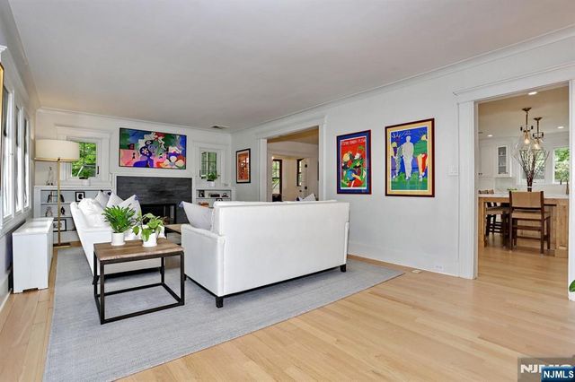 425 Wastena Terrace, Ridgewood, NJ 07450