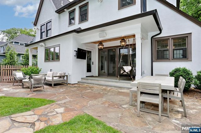425 Wastena Terrace, Ridgewood, NJ 07450