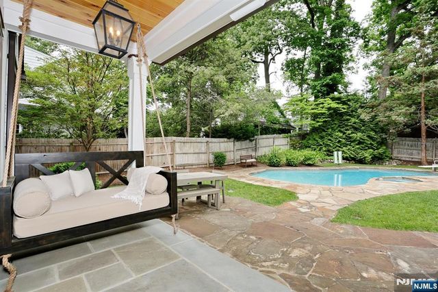 425 Wastena Terrace, Ridgewood, NJ 07450