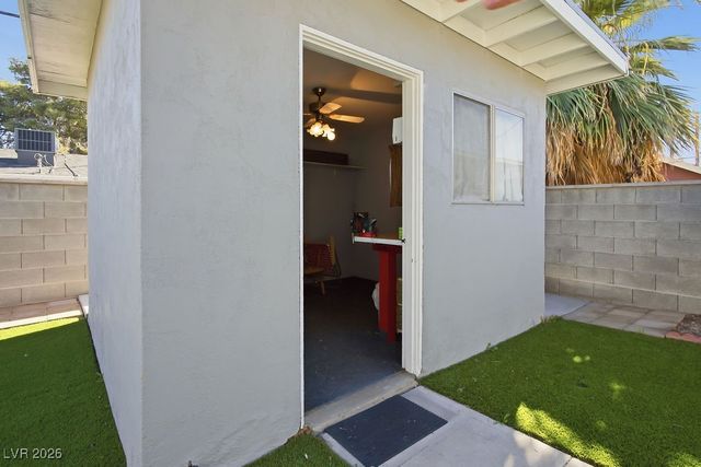 112 North 19th Street, Las Vegas, NV 89101