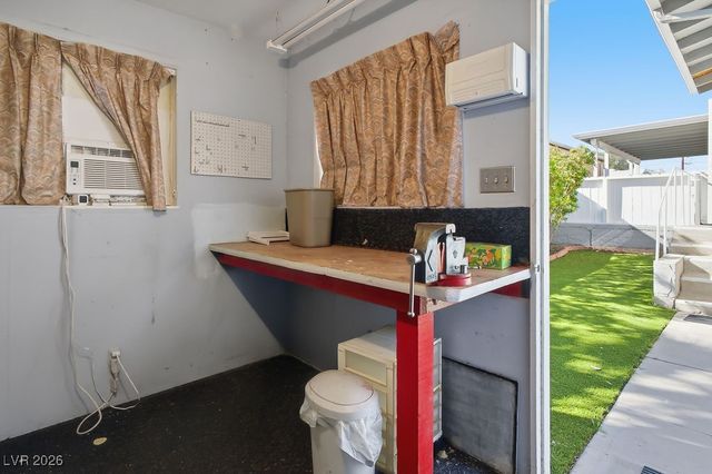 112 North 19th Street, Las Vegas, NV 89101