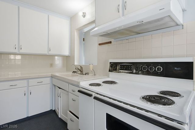 112 North 19th Street, Las Vegas, NV 89101