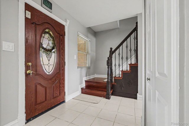 4274 Dickson Drive, Sterling Heights, MI 48310