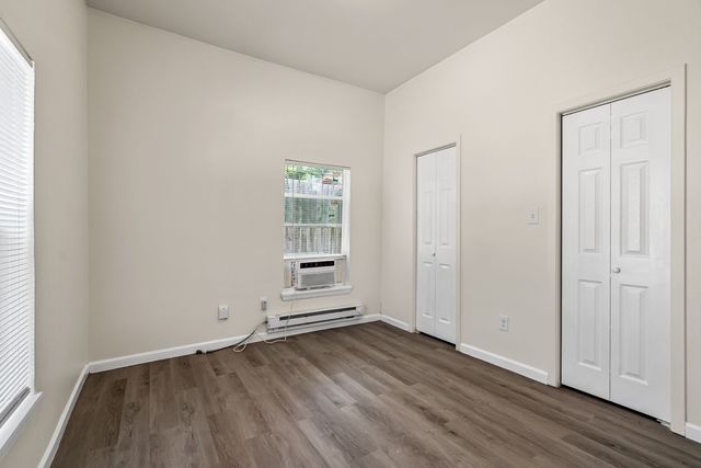 2406 Ross Avenue, Fort Worth, TX 76164