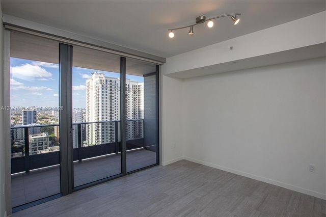 1000 Brickell Plaza 2610, Miami, FL 33131