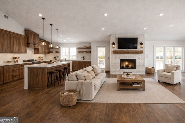 1209 County Line Road, Cumming, GA 30040