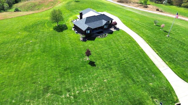 1305 Bald Hill Road, Zanesville, OH 43701