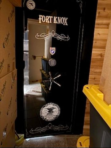 1305 Bald Hill Road, Zanesville, OH 43701