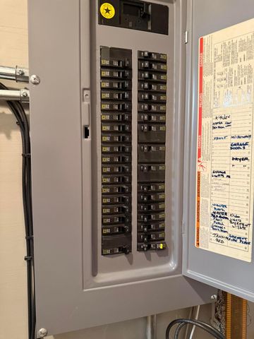 1305 Bald Hill Road, Zanesville, OH 43701