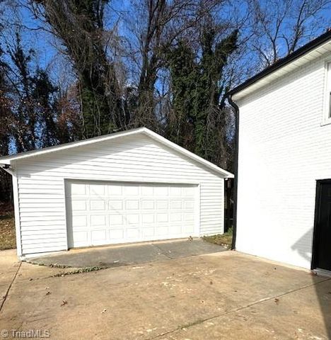 2062 K Court Avenue, Winston-salem, NC 27105