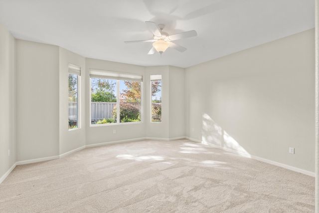320 Snapdragon Ln, Lincoln, CA 95648