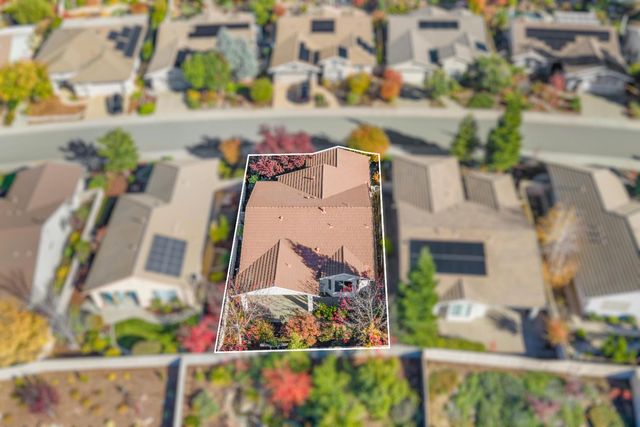 320 Snapdragon Ln, Lincoln, CA 95648