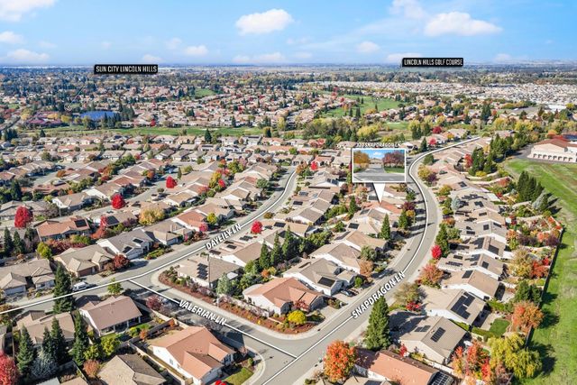 320 Snapdragon Ln, Lincoln, CA 95648