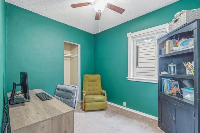 857 Rose Avenue E, Saint Paul, MN 55106