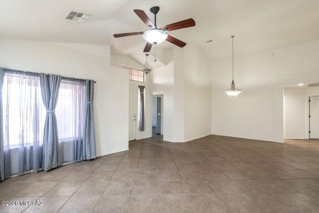 14024 E Fairway Bluff Court, Vail, AZ 85641