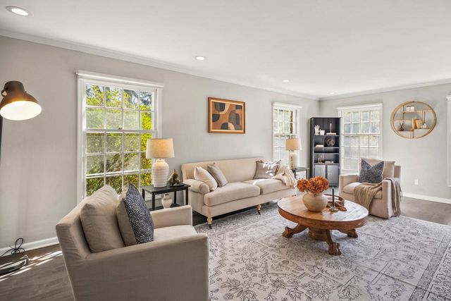 1100 E Donges COURT, Bayside, WI 53217