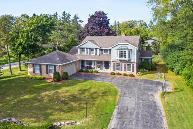 1100 E Donges COURT, Bayside, WI 53217