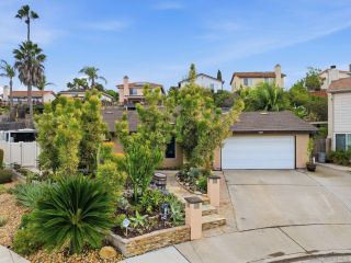 1920 Mclees Ct, Escondido, CA 92026