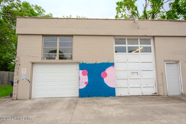 2932 Cleveland Blvd, Louisville, KY 40206