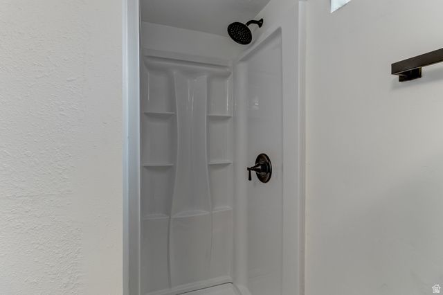 1226 N 450 W, Sunset, UT 84015