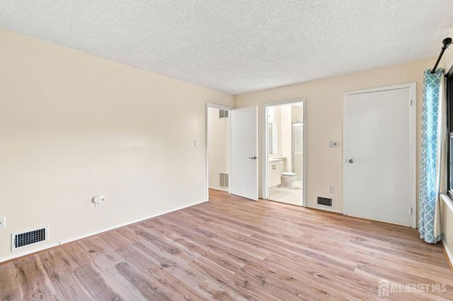 407 Lancaster Court 2F, Piscataway, NJ 08854