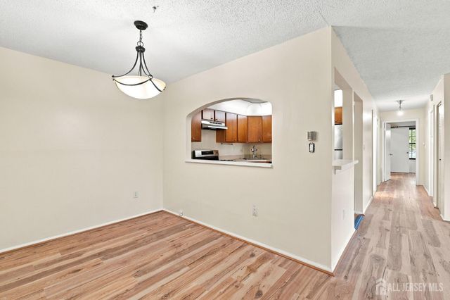 407 Lancaster Court 2F, Piscataway, NJ 08854