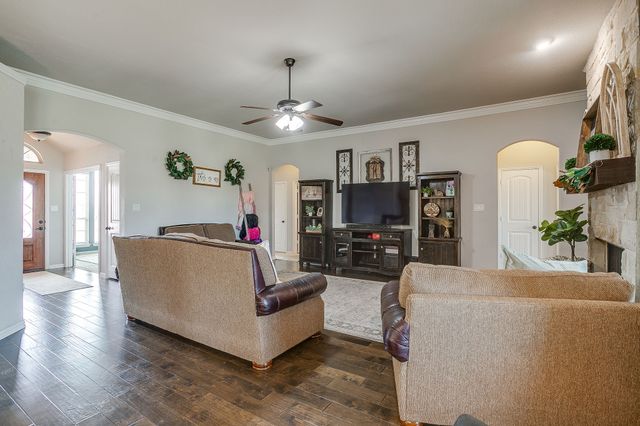 8005 Canyon Ridge Drive, Godley, TX 76044