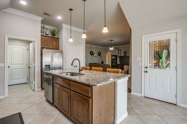 8005 Canyon Ridge Drive, Godley, TX 76044