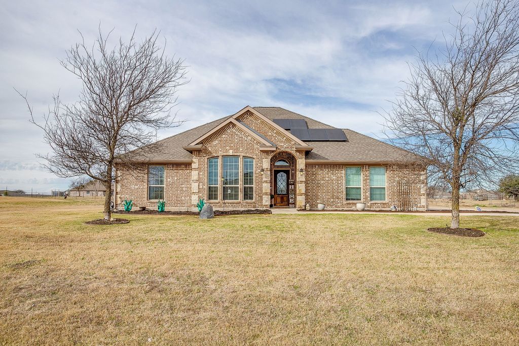 8005 Canyon Ridge Drive, Godley, TX 76044