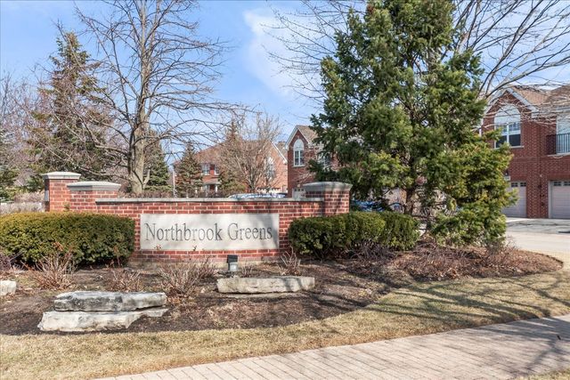 989 Enfield Drive, Northbrook, IL 60062