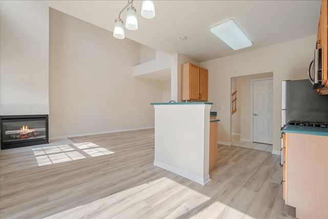 989 Enfield Drive, Northbrook, IL 60062