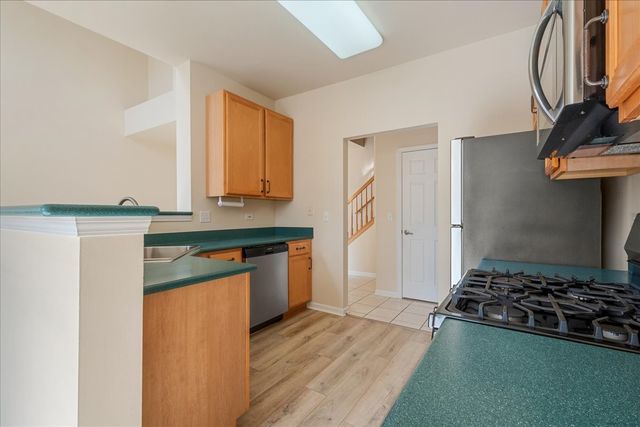 989 Enfield Drive, Northbrook, IL 60062