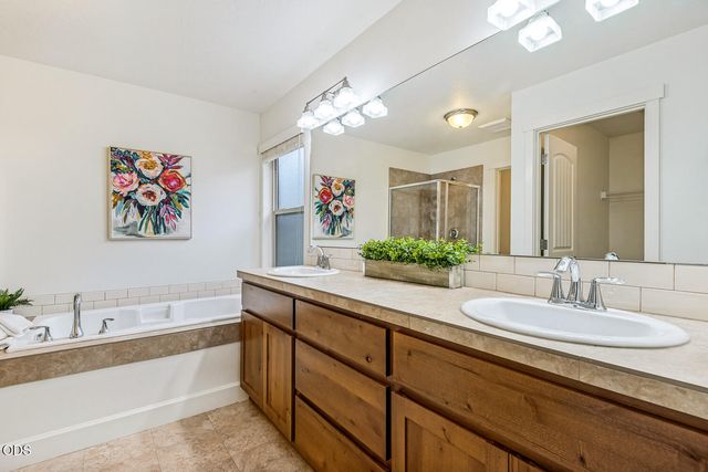 3011 NE Red Oak Drive, Bend, OR 97701