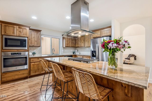 3011 NE Red Oak Drive, Bend, OR 97701