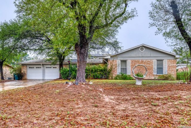 129 MEADOW WAY, Universal City, TX 78148