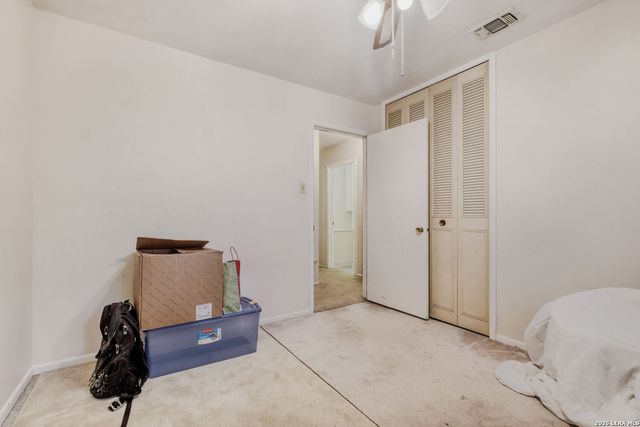 129 MEADOW WAY, Universal City, TX 78148