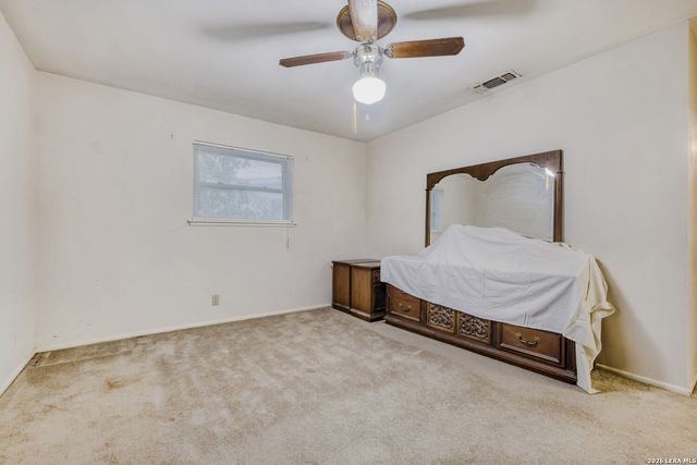 129 MEADOW WAY, Universal City, TX 78148