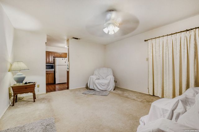 129 MEADOW WAY, Universal City, TX 78148