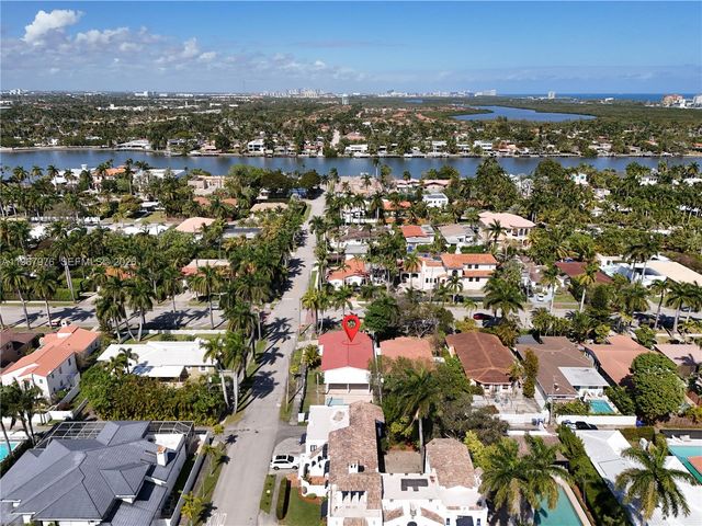 1070 Tyler St, Hollywood, FL 33019