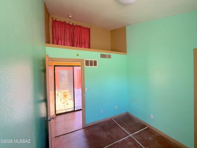 939 E 24th Street, Tucson, AZ 85713