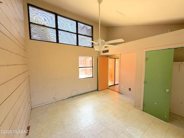 939 E 24th Street, Tucson, AZ 85713