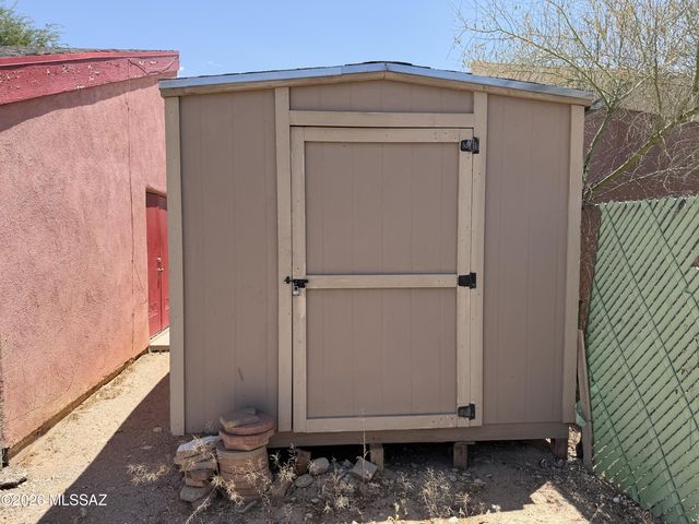 939 E 24th Street, Tucson, AZ 85713