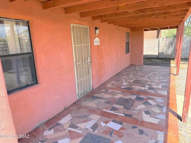 939 E 24th Street, Tucson, AZ 85713