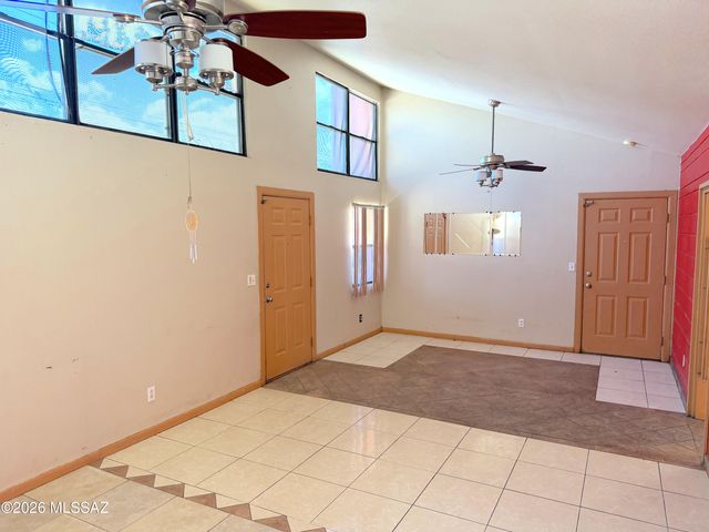 939 E 24th Street, Tucson, AZ 85713