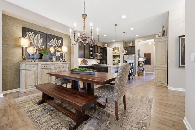 5023 Sundial Lane, Woodbury, MN 55129